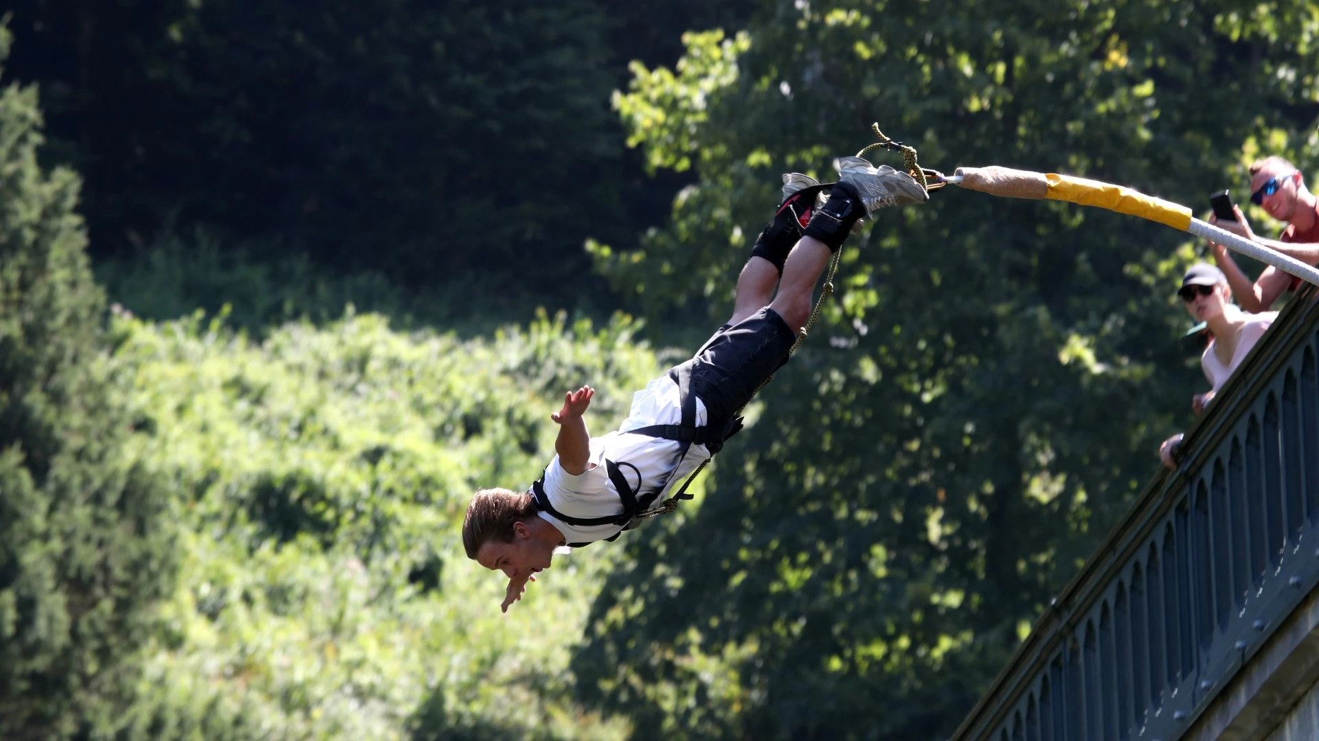 image d'en tête de LuzTyroline - parcours tyrolienne